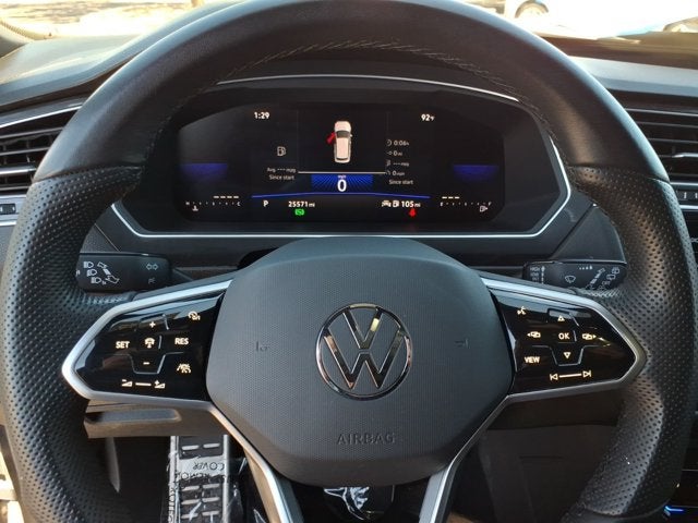2023 Volkswagen Tiguan SE R-Line Black