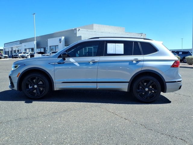 2023 Volkswagen Tiguan SE R-Line Black