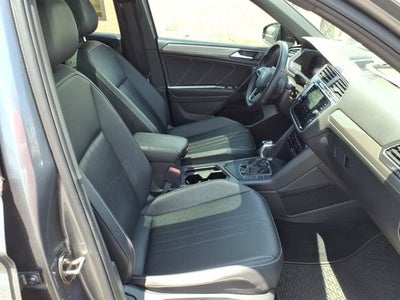 2022 Volkswagen Tiguan SE R-Line Black