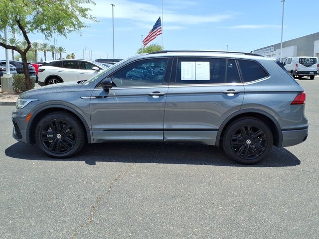 2022 Volkswagen Tiguan SE R-Line Black