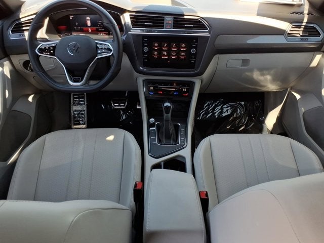 2023 Volkswagen Tiguan SE R-Line Black