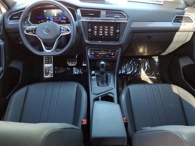 2023 Volkswagen Tiguan SE R-Line Black