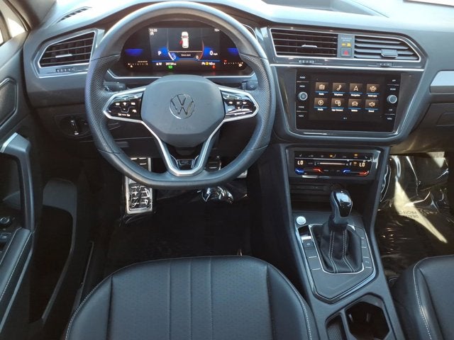 2023 Volkswagen Tiguan SE R-Line Black