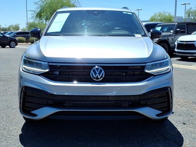 2024 Volkswagen Tiguan SE R-Line Black