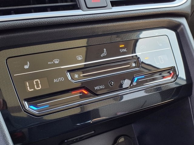 2026 Volkswagen Taos SE