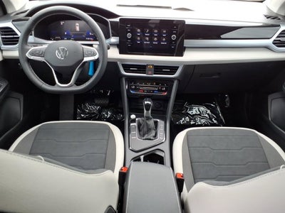 2026 Volkswagen Taos SE