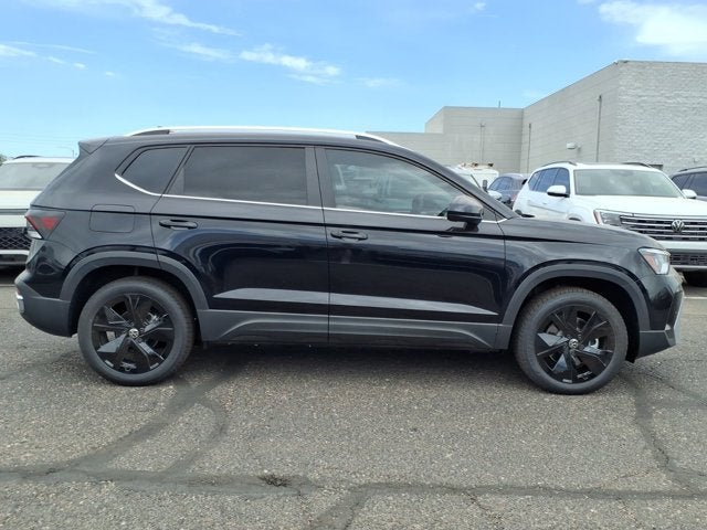 2026 Volkswagen Taos SE