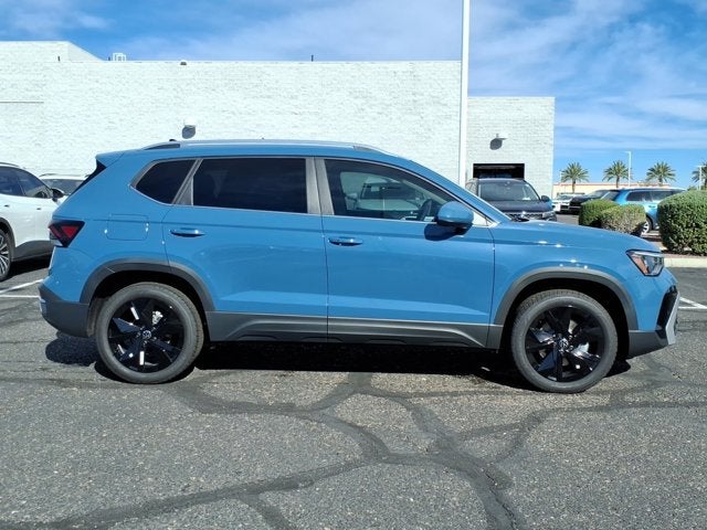 2026 Volkswagen Taos SE