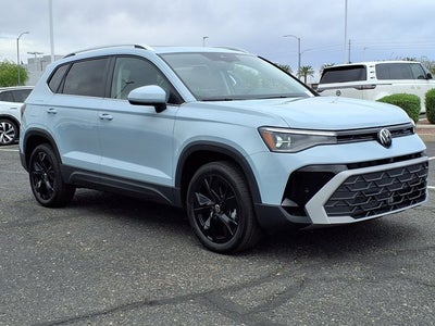 2026 Volkswagen Taos SE
