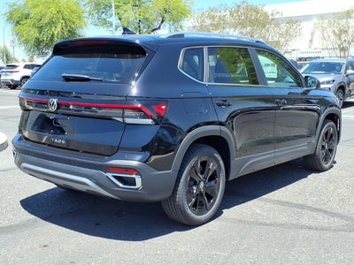 2026 Volkswagen Taos SE