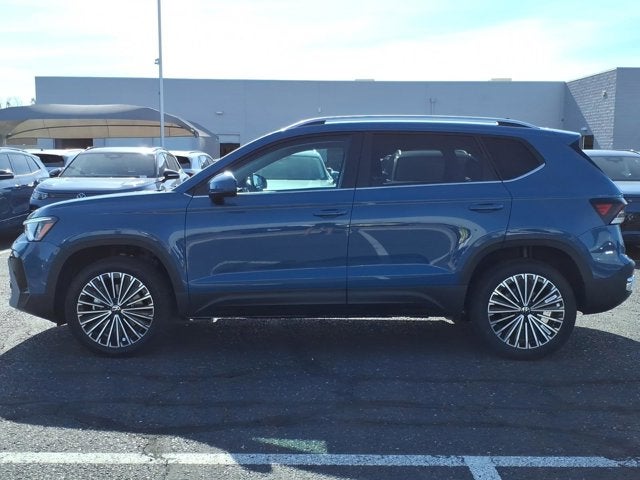 2026 Volkswagen Taos SE