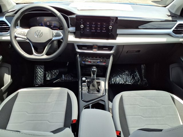 2026 Volkswagen Taos SE