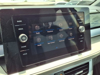 2026 Volkswagen Taos SE