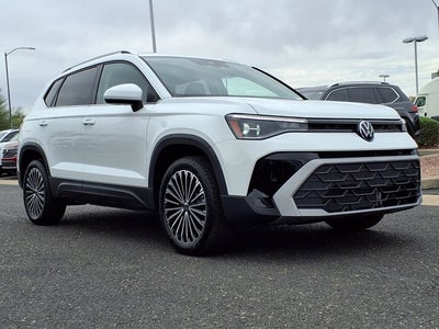 2026 Volkswagen Taos SE