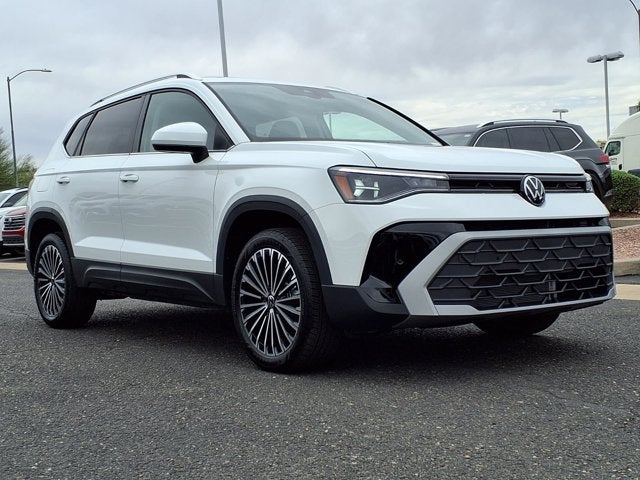 2026 Volkswagen Taos SE