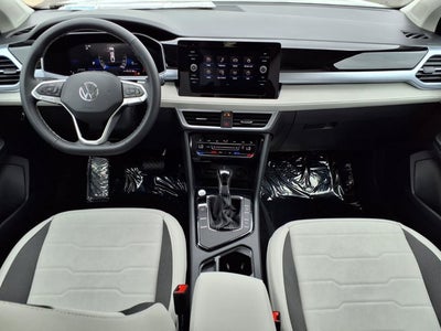 2026 Volkswagen Taos SE