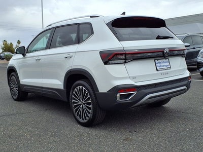 2026 Volkswagen Taos SE