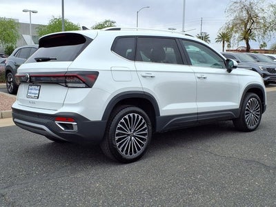 2026 Volkswagen Taos SE