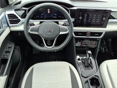 2026 Volkswagen Taos SE