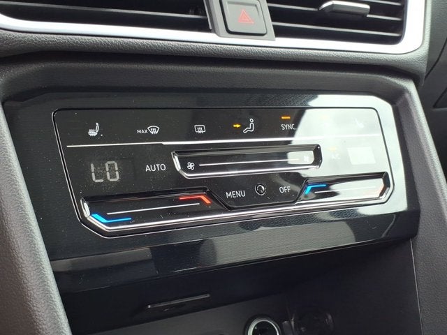 2026 Volkswagen Taos SE