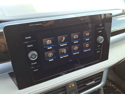 2026 Volkswagen Taos SE