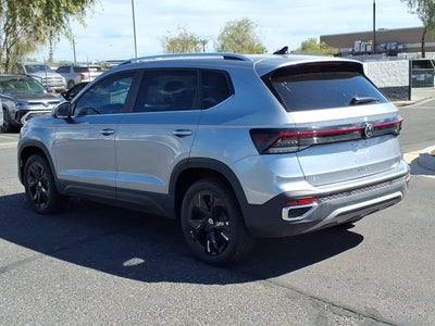2026 Volkswagen Taos SE