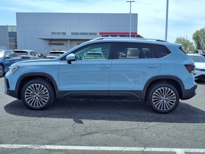 2026 Volkswagen Taos SE