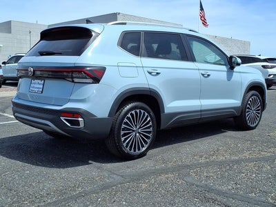 2026 Volkswagen Taos SE