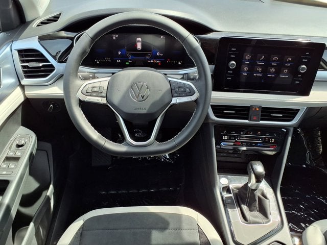 2027 Volkswagen Taos SE