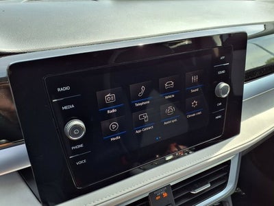 2027 Volkswagen Taos SE