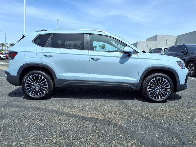 2027 Volkswagen Taos SE