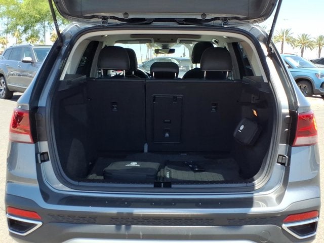 2023 Volkswagen Taos SE