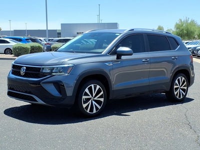 2023 Volkswagen Taos SE