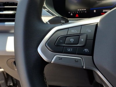 2023 Volkswagen Taos SE