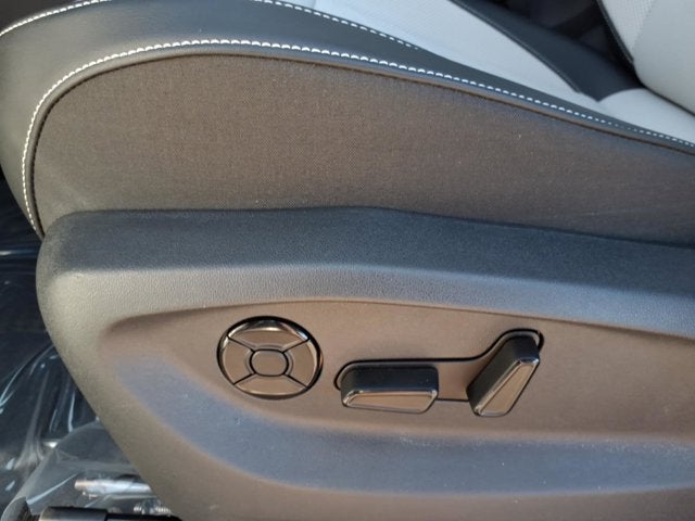 2025 Volkswagen Tiguan SE