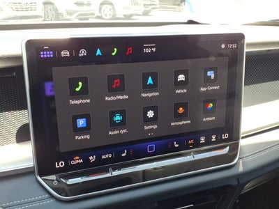 2025 Volkswagen Tiguan SE