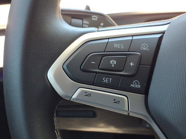 2025 Volkswagen Tiguan SE