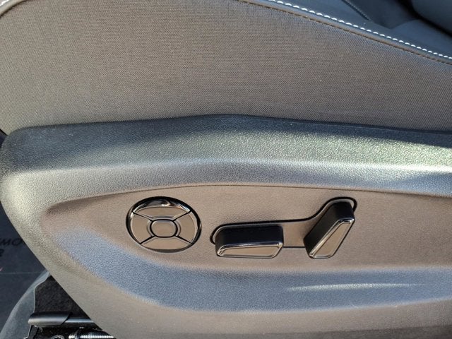 2025 Volkswagen Tiguan SE