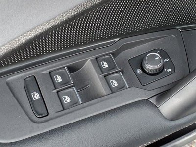 2025 Volkswagen Tiguan SE