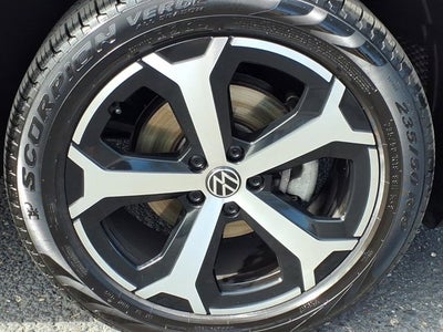 2025 Volkswagen Tiguan SE