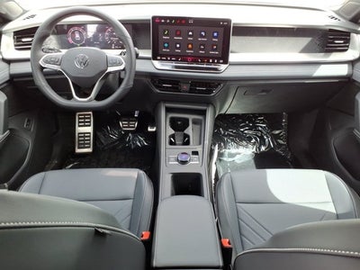 2026 Volkswagen Tiguan SE R-Line Black