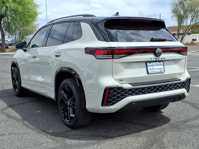 2026 Volkswagen Tiguan SE R-Line Black