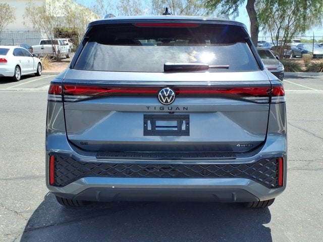 2026 Volkswagen Tiguan SE R-Line Black