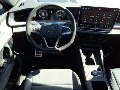2026 Volkswagen Tiguan SE R-Line Black