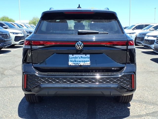 2026 Volkswagen Tiguan SE R-Line Black