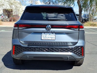 2026 Volkswagen Tiguan SE R-Line Black