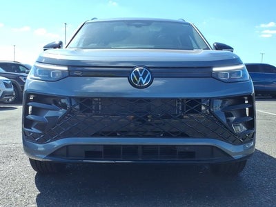 2026 Volkswagen Tiguan SE R-Line Black