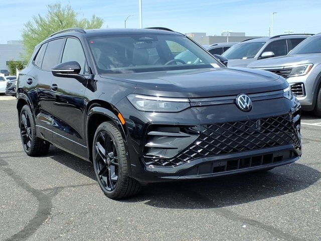 2026 Volkswagen Tiguan SE R-Line Black