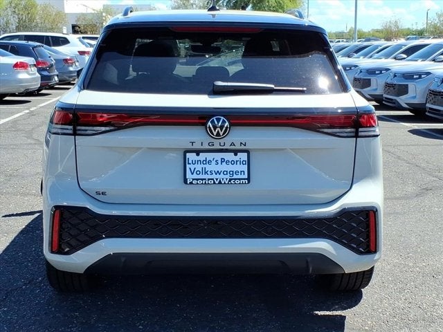 2026 Volkswagen Tiguan SE R-Line Black