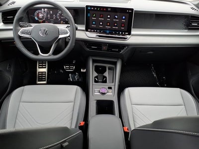 2026 Volkswagen Tiguan SE R-Line Black